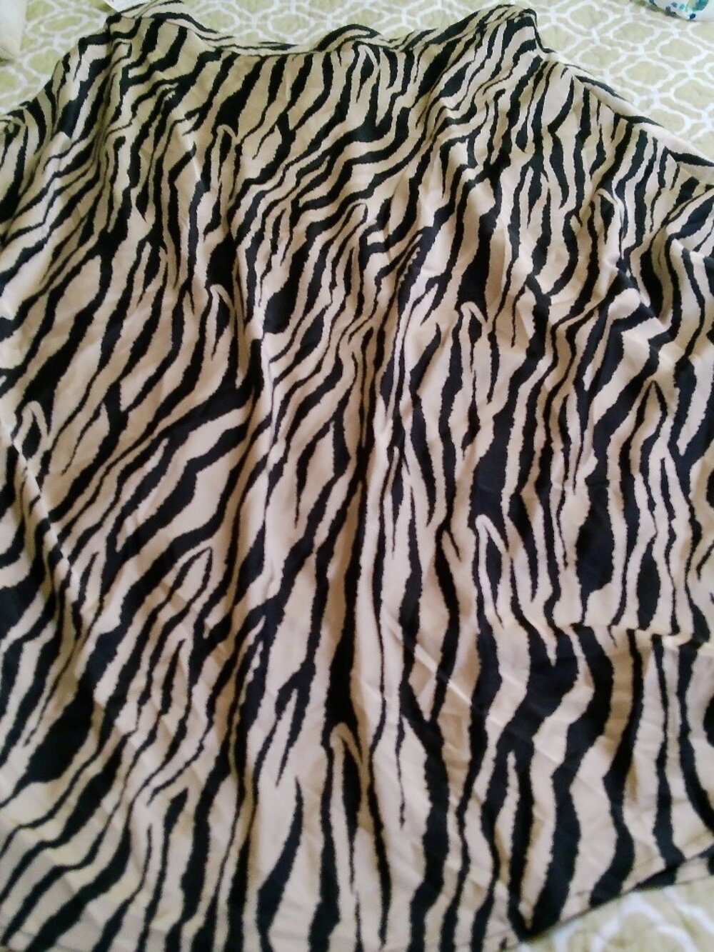 WDNY LONG SKIRT NEW WITH TAGS SIZE XL ZIPPER POLYESTER ANIMAL STRIPE